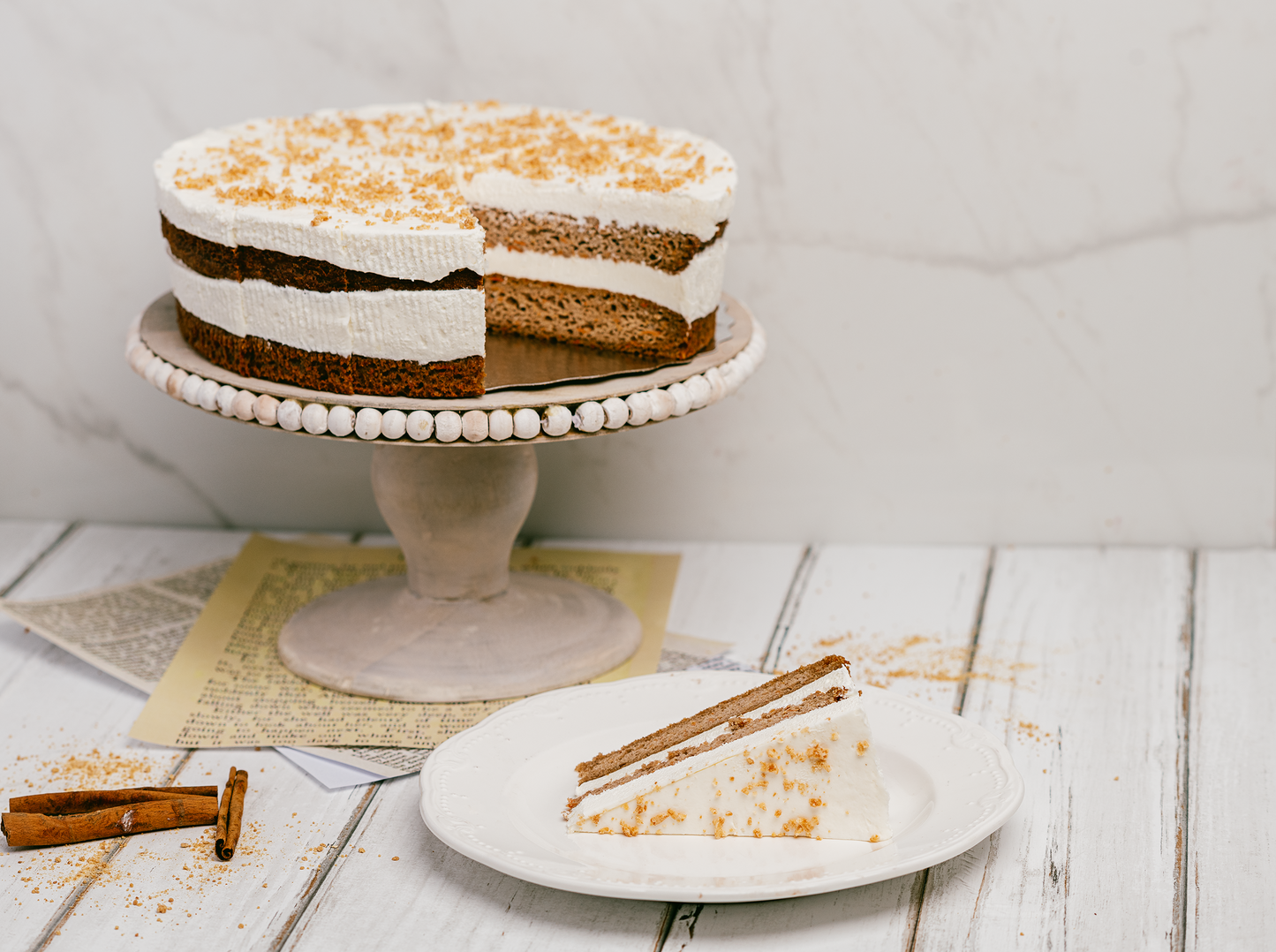 Gâteau rond moelleux aux carottes
