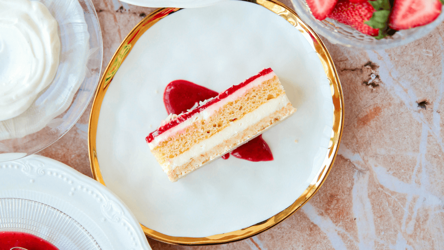 White chocolate & strawberry mousse strip
