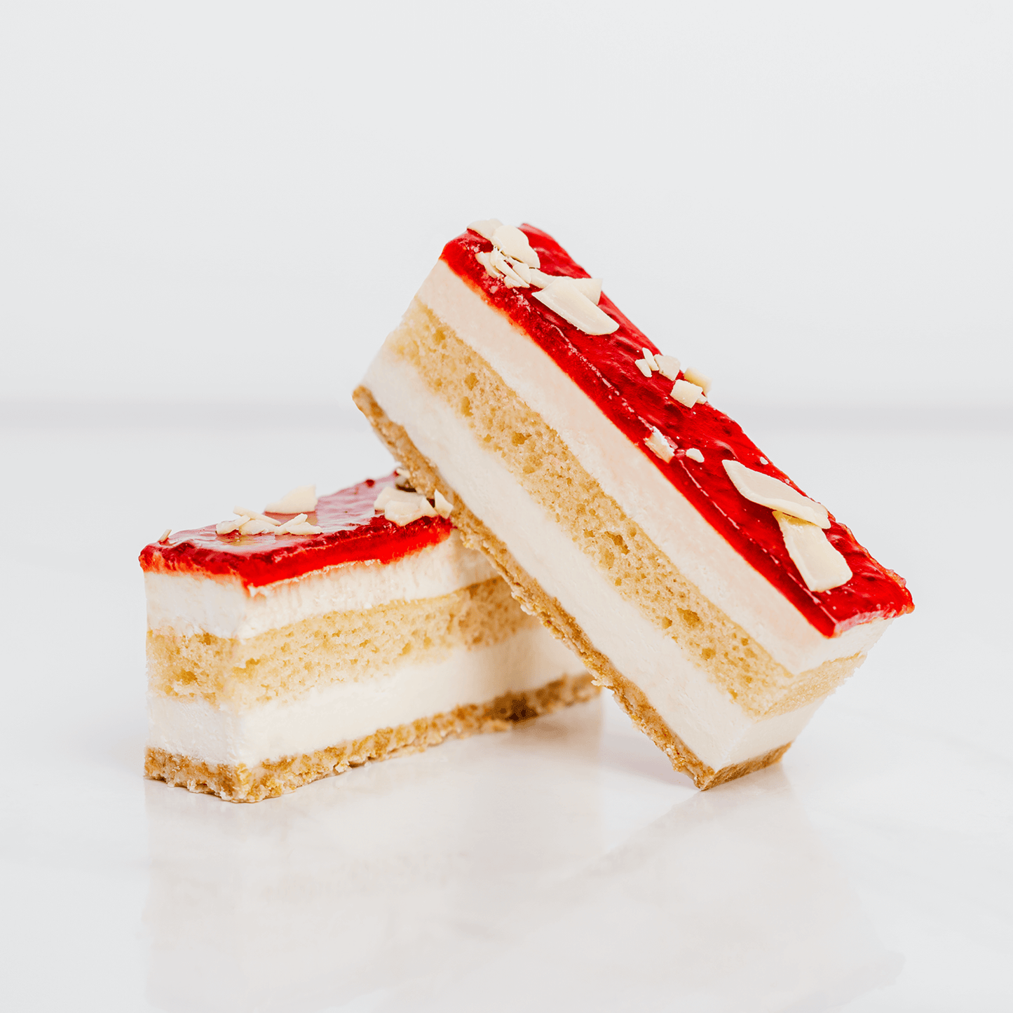White chocolate & strawberry mousse strip
